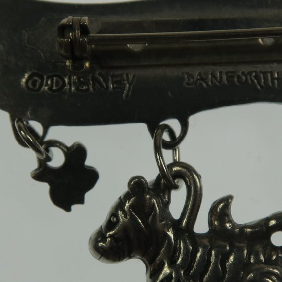 Silver tone Bouncing "Tigger" Pewter Brooch / Pin - Disney - Picture 4 of 4